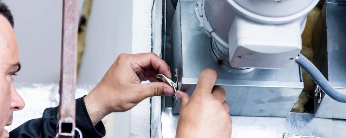 Audit technique d'un système de ventilation VMC en copropriété par le cabinet ERHYG pour l'intégration au Plan Pluriannuel de Travaux (PPT) en Normandie.
